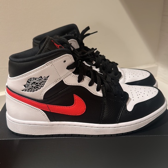 Air Jordan 1 mid - Picture 2 of 7